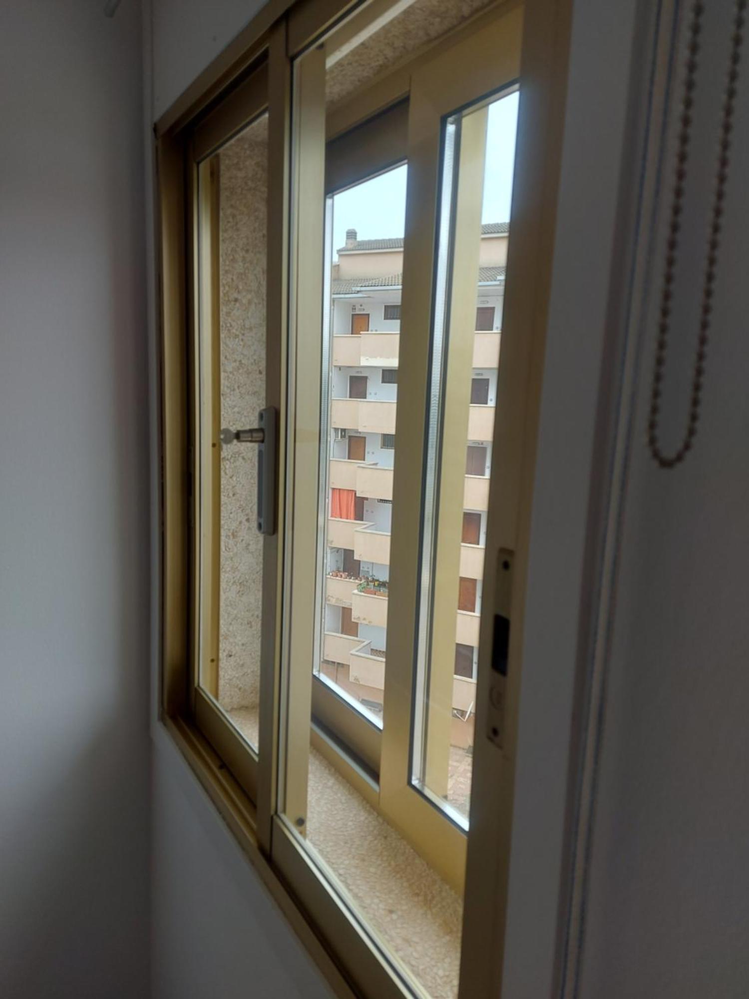 Apartamentos Ct 萨洛 外观 照片
